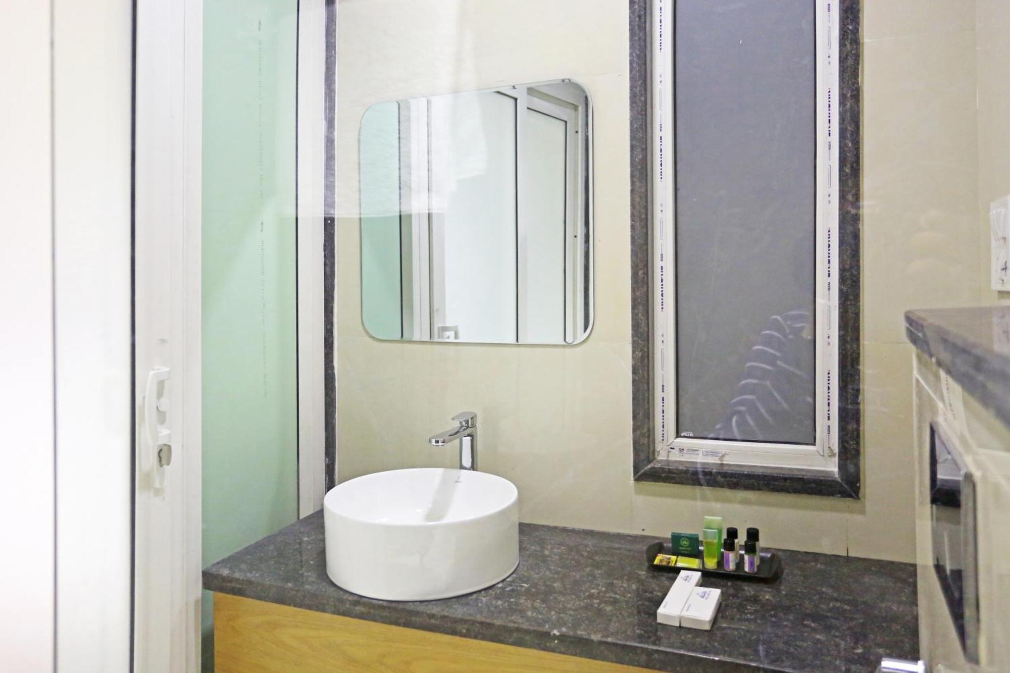 Hotel Apple Residency - Free Airport Transffer