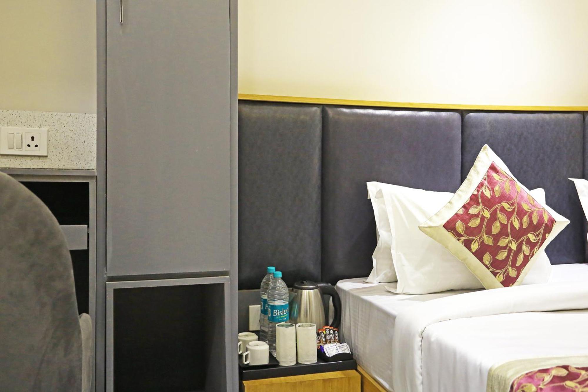 Hotel Apple Residency - Free Airport Transffer 3*